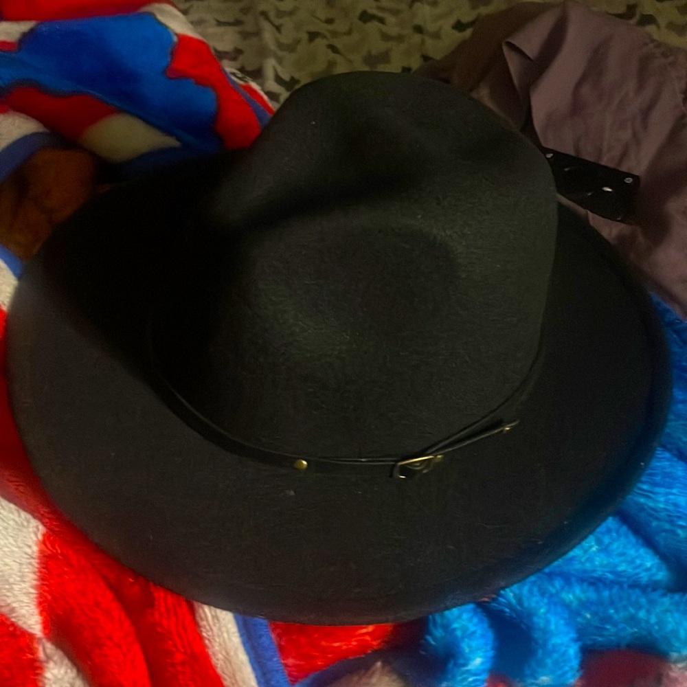 Polyester and wool hat